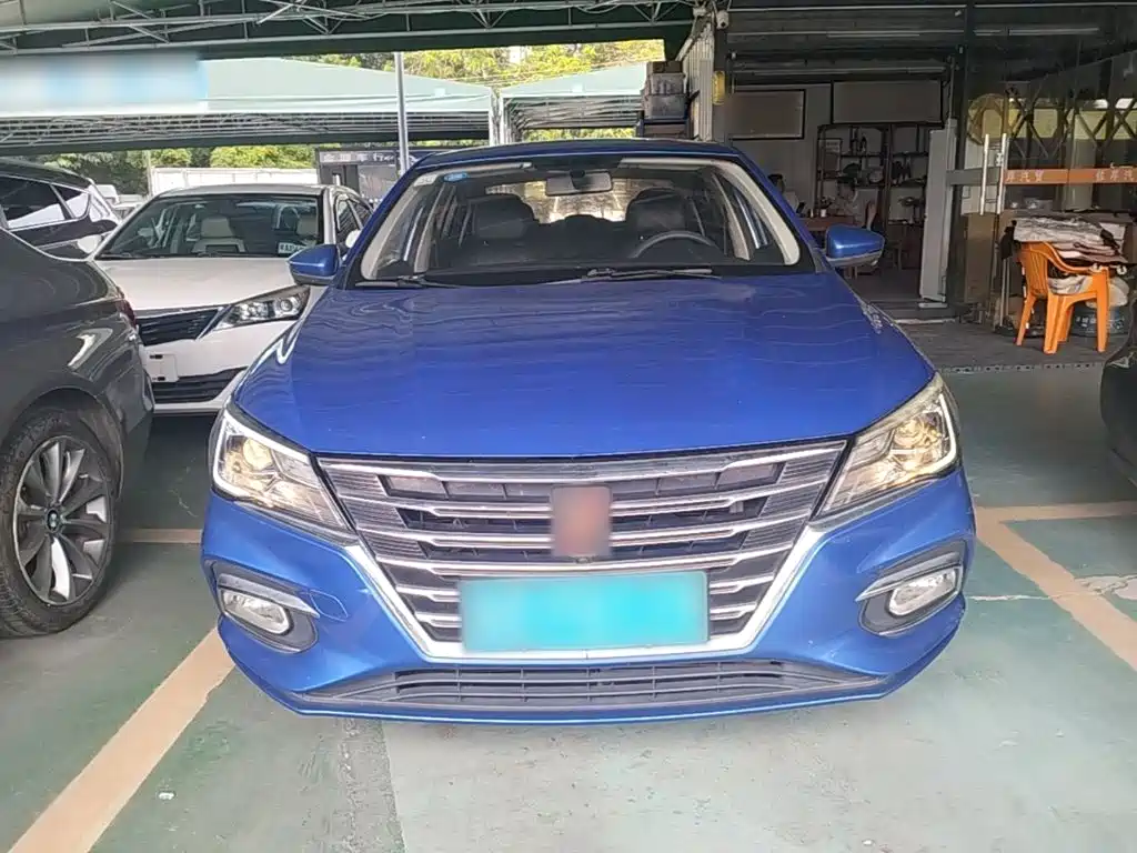 Roewe i5 — фото 3