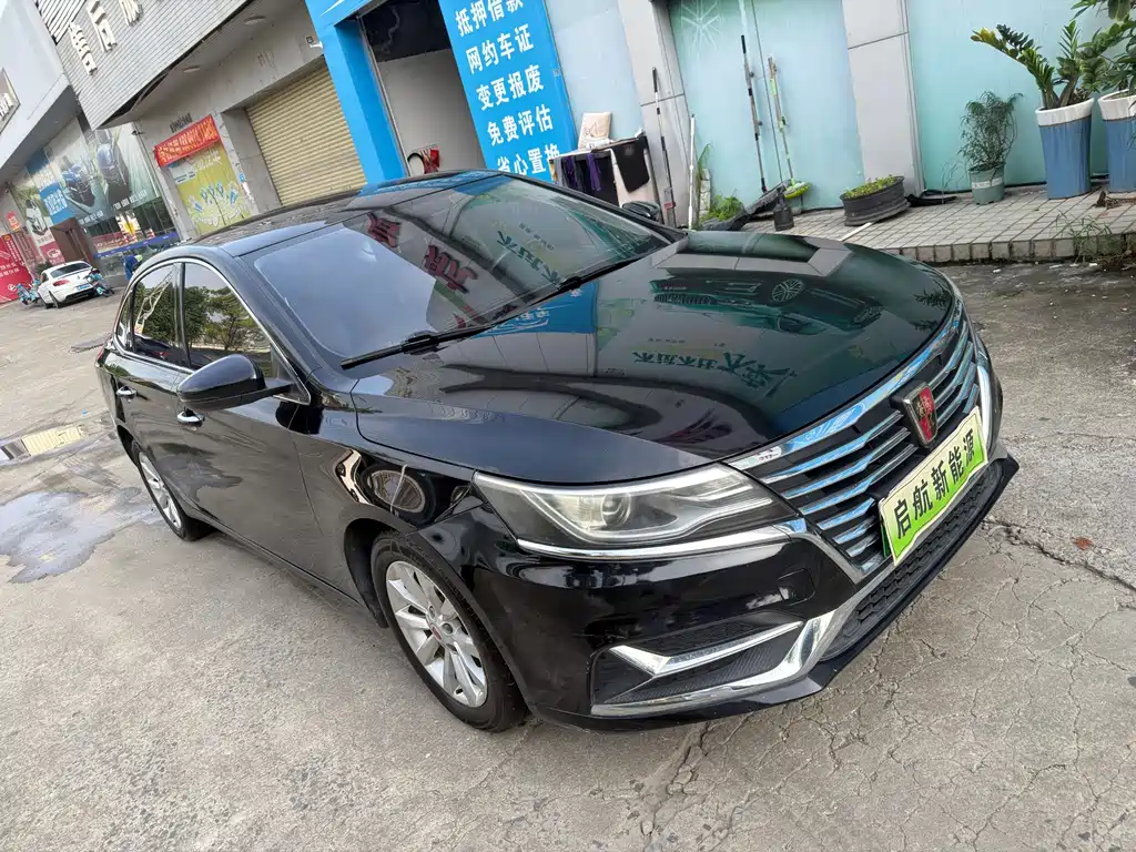 Roewe i6 New Energy — фото 3