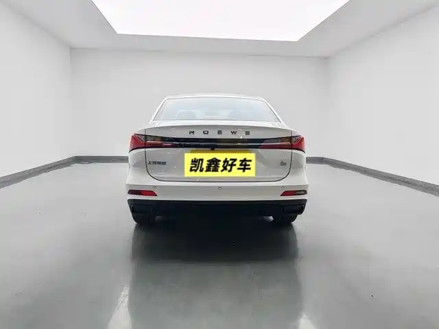 Roewe i5 — фото 5