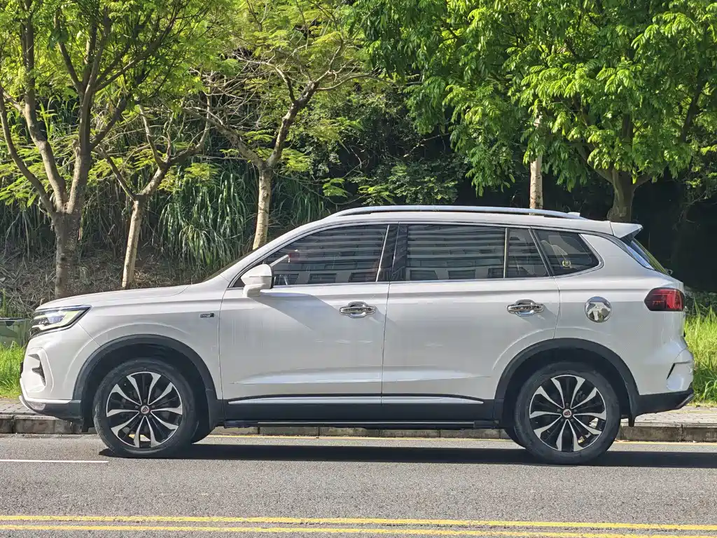 Roewe RX5 eMAX — фото 4