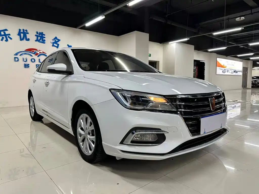 Roewe i5 — фото 3