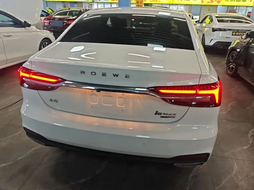 Roewe i6 MAX — фото 6