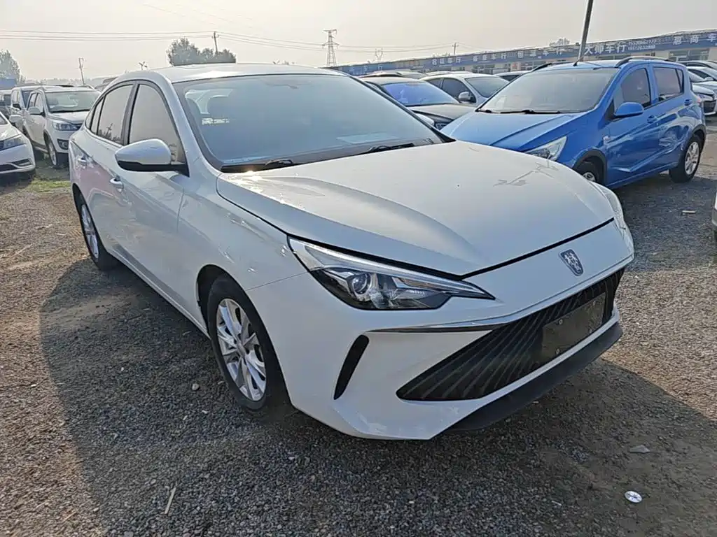 Roewe i5 — фото 4
