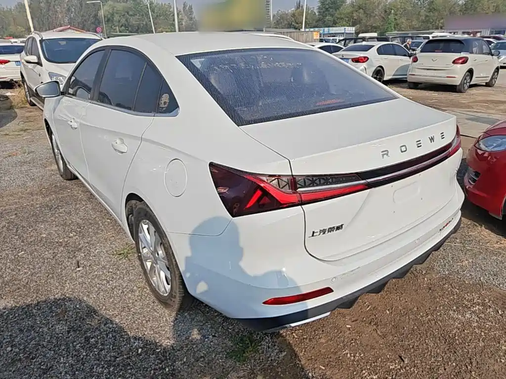 Roewe i5 — фото 5