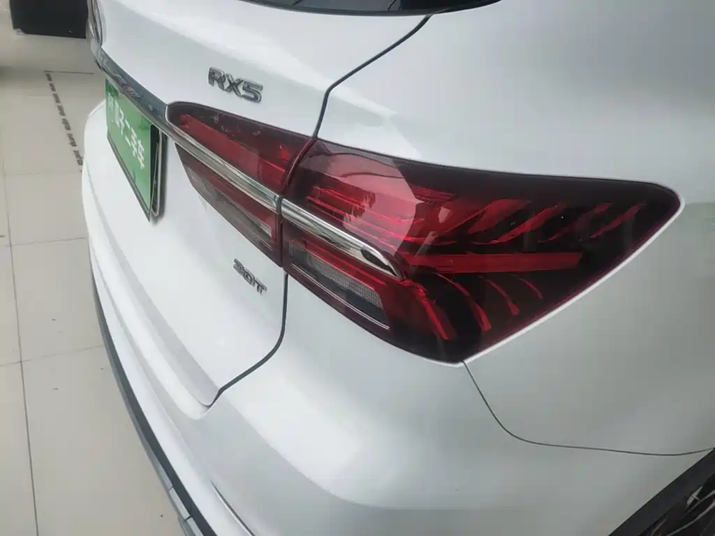 Roewe RX5 — фото 8