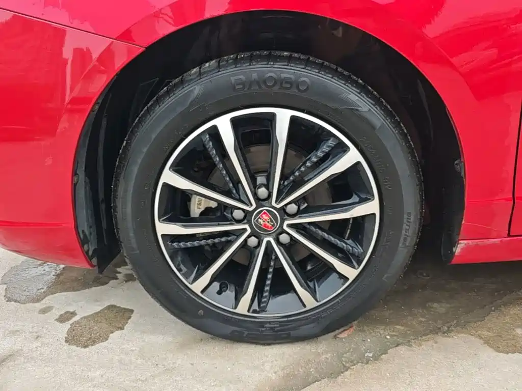 Roewe i5 — фото 23
