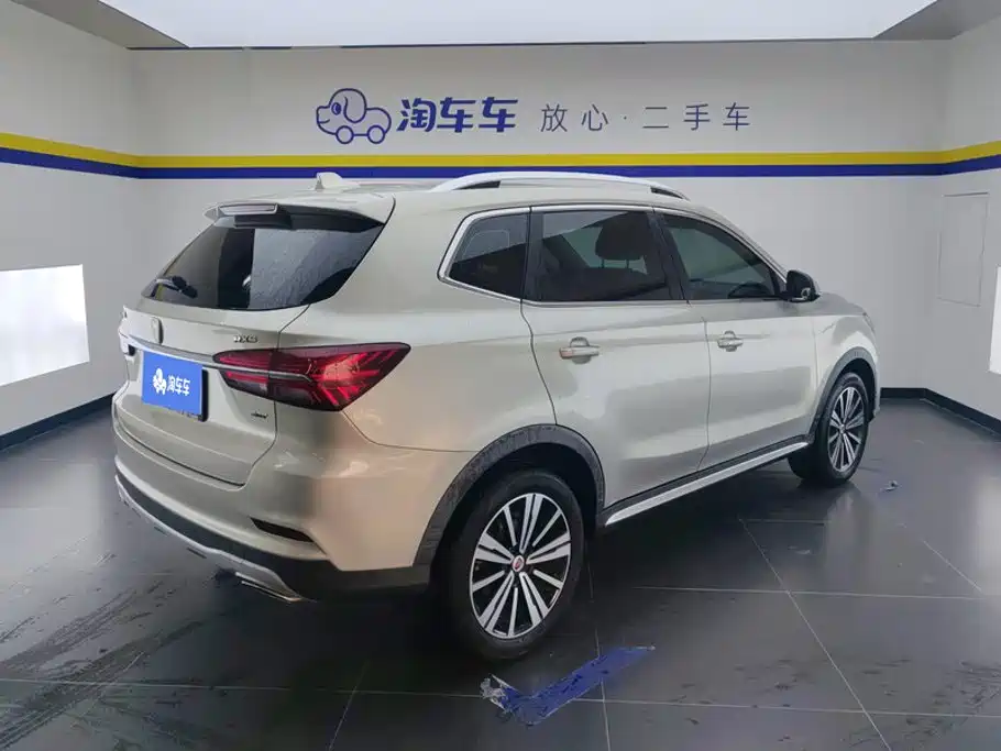 Roewe RX5 — фото 3