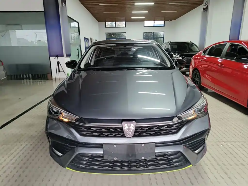 Roewe i5 — фото 3