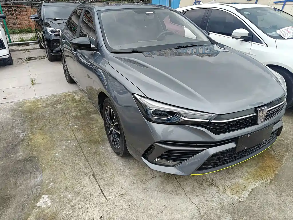 Roewe i5 — фото 3