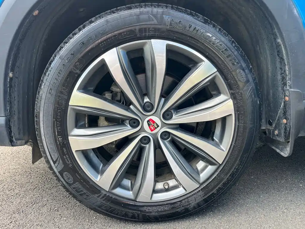 Roewe RX5 MAX — фото 24
