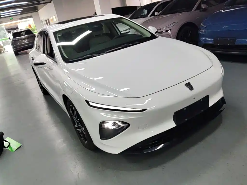 Roewe D7 — фото 4