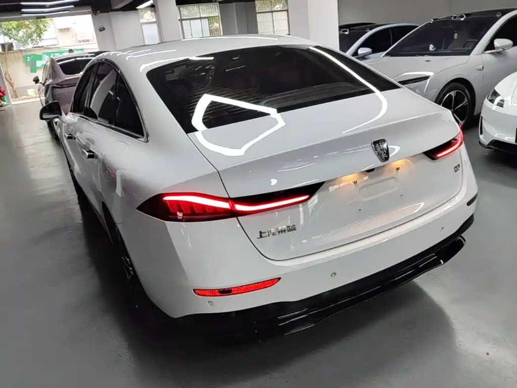 Roewe D7 — фото 5