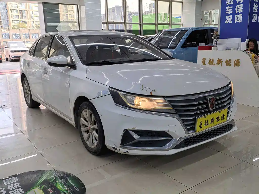 Roewe i6 New Energy — фото 3