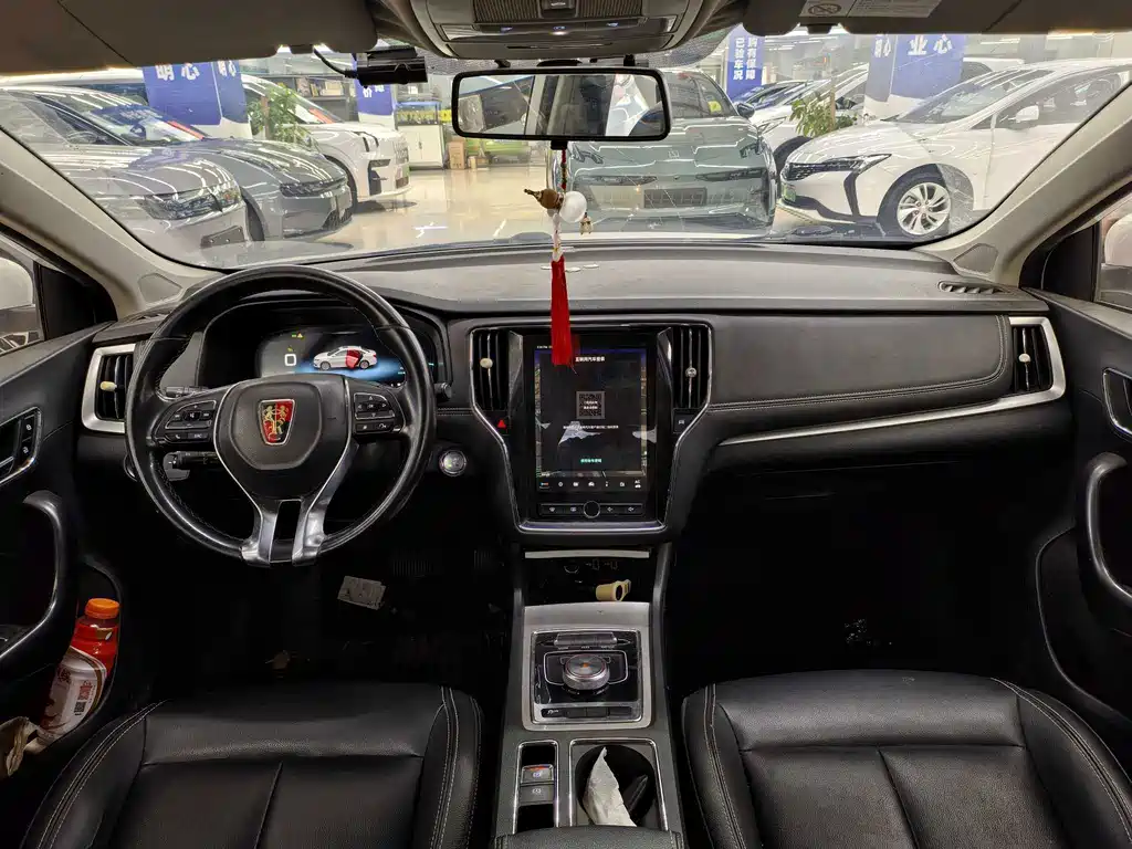 Roewe i6 New Energy — фото 9