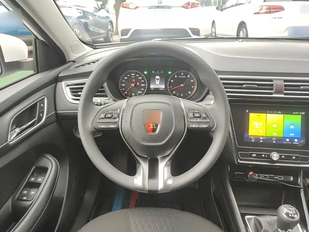 Roewe i5 — фото 11