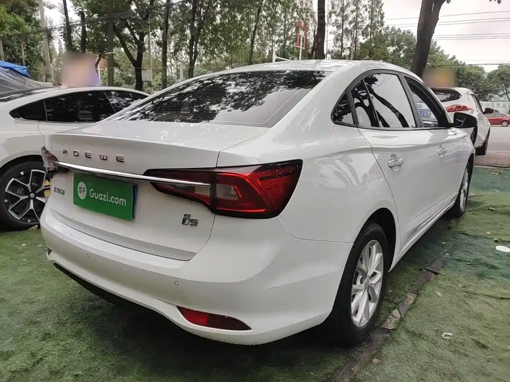 Roewe i5 — фото 7