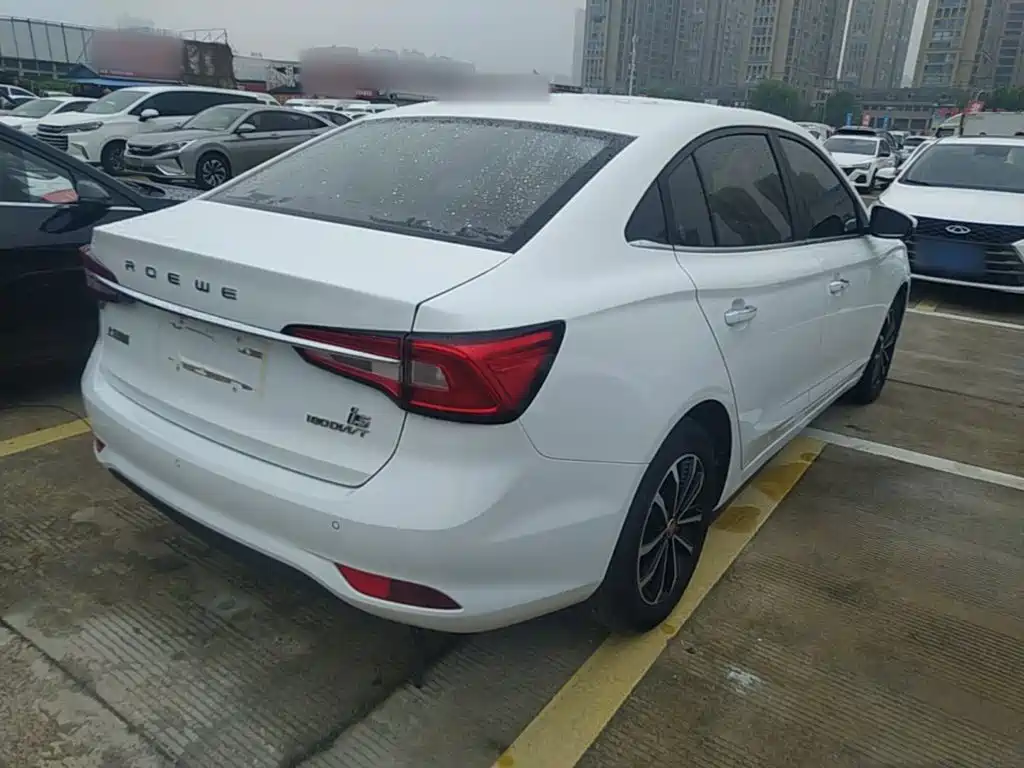 Roewe i5 — фото 7
