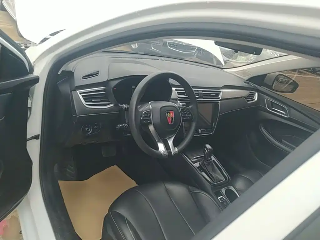 Roewe i5 — фото 10