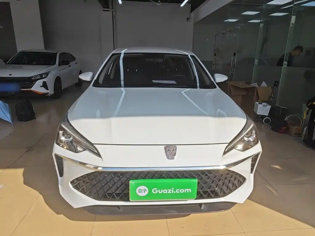 Roewe i5 — фото 3