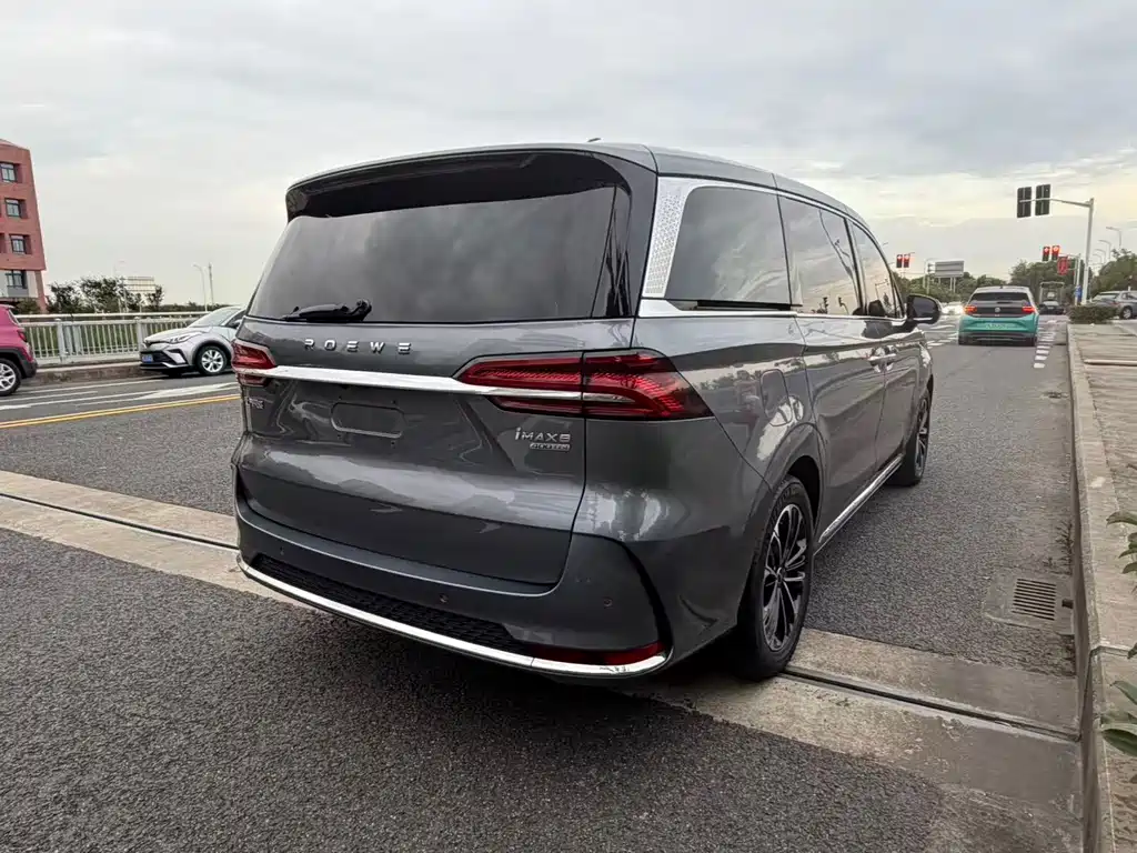 Roewe iMAX8 — фото 4