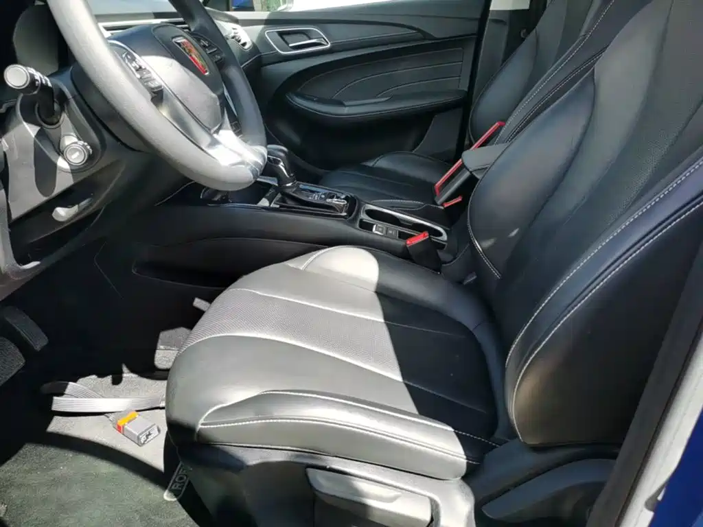 Roewe i5 — фото 15
