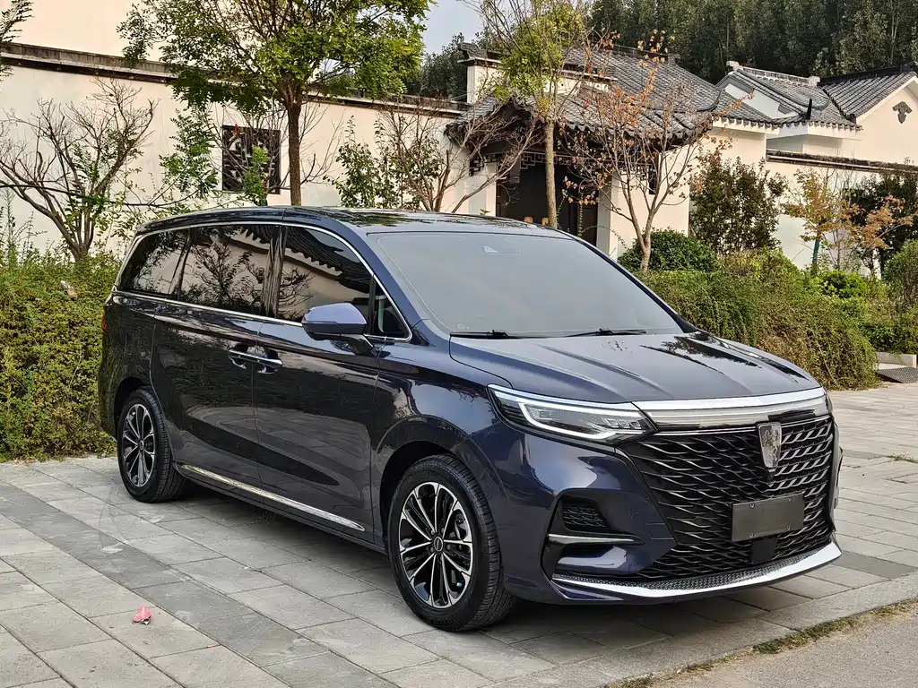 Roewe iMAX8 — фото 3