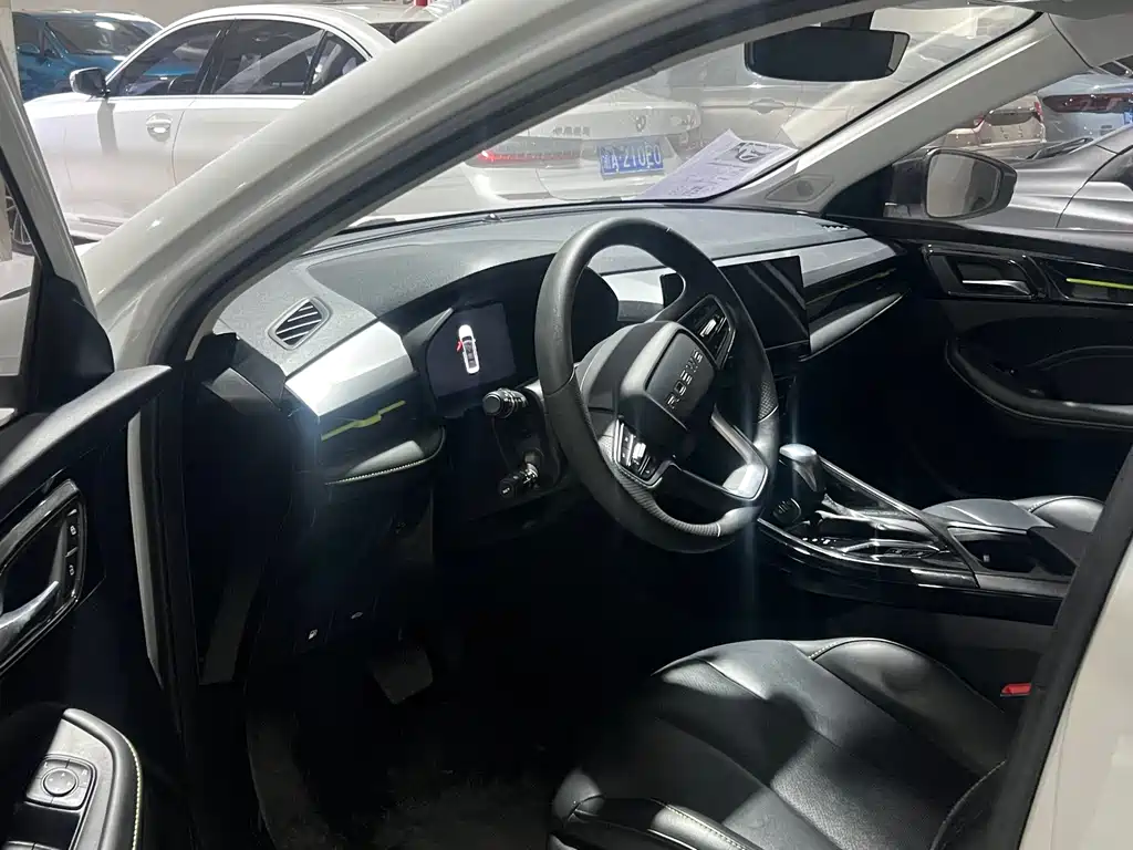 Roewe i5 — фото 3