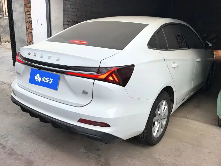 Roewe i5 — фото 3