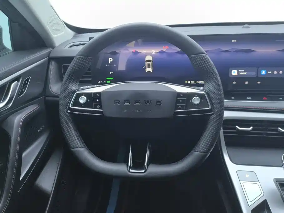 Roewe RX5 New Energy — фото 15