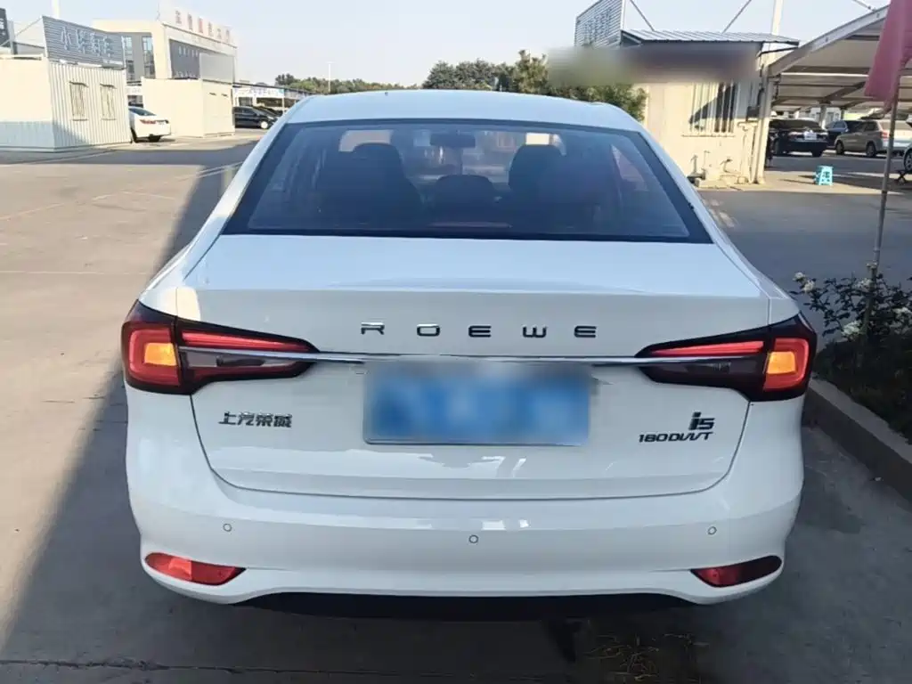 Roewe i5 — фото 6