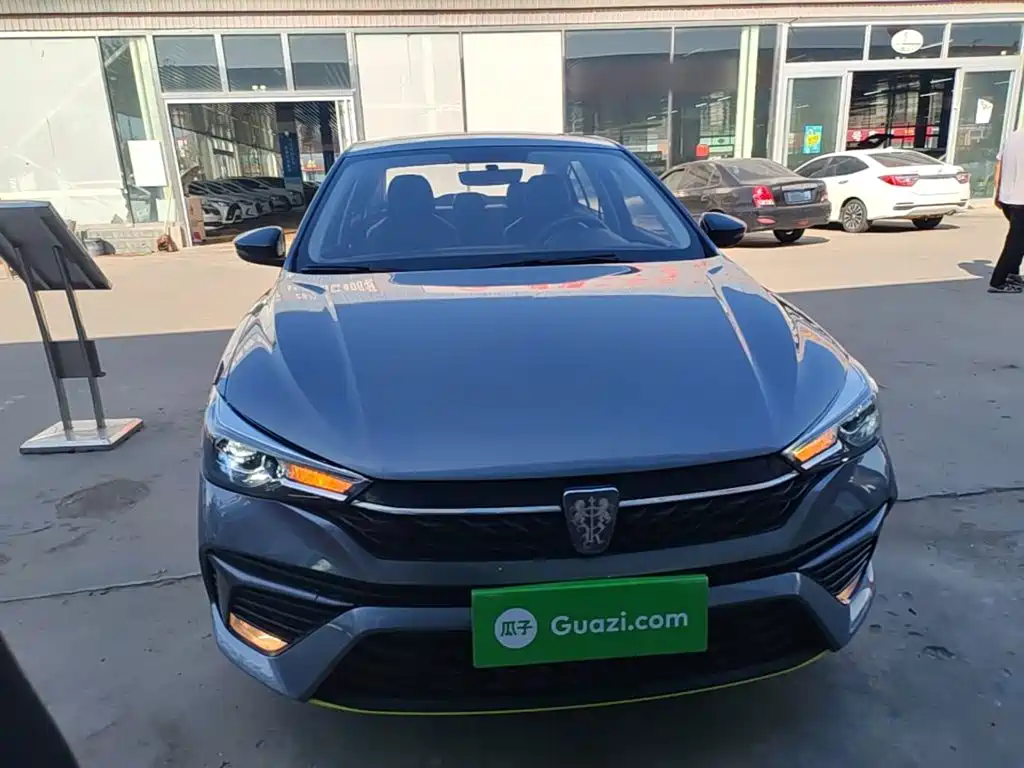 Roewe i5 — фото 3