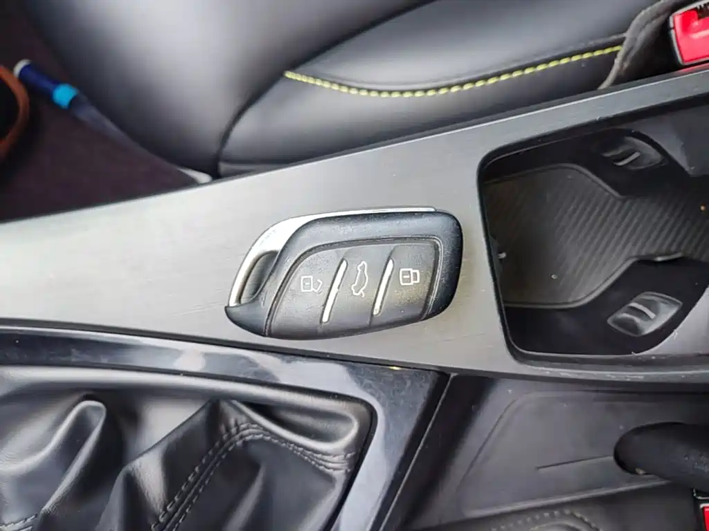 Roewe i5 — фото 9