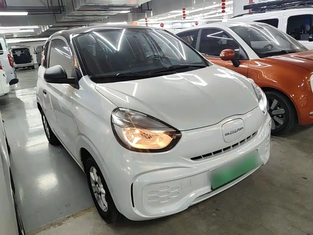 Roewe Clever — фото 4