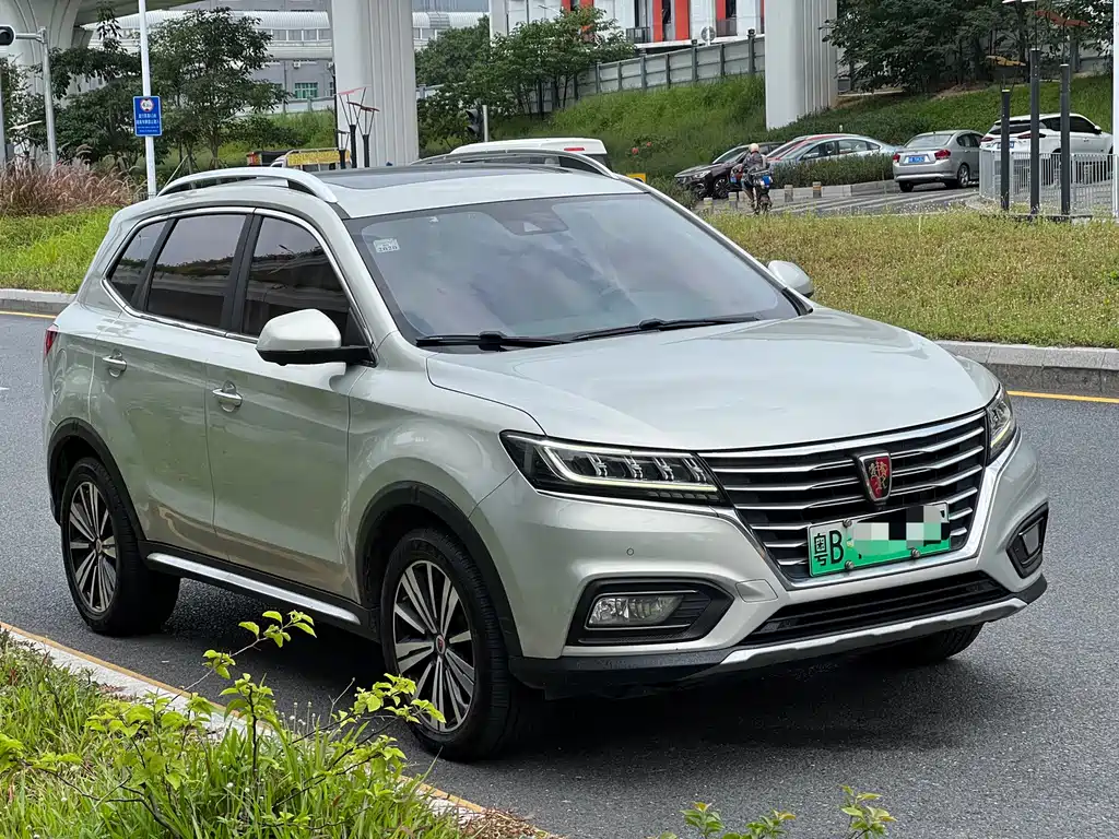 Roewe RX5 New Energy — фото 3