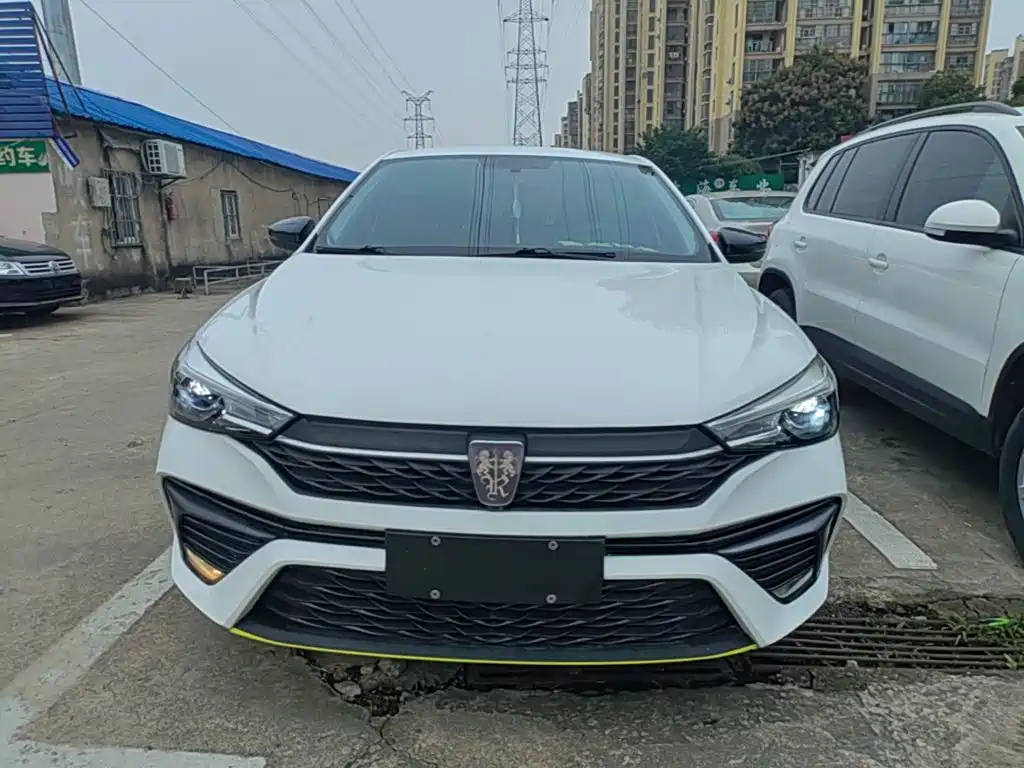 Roewe i5 — фото 3