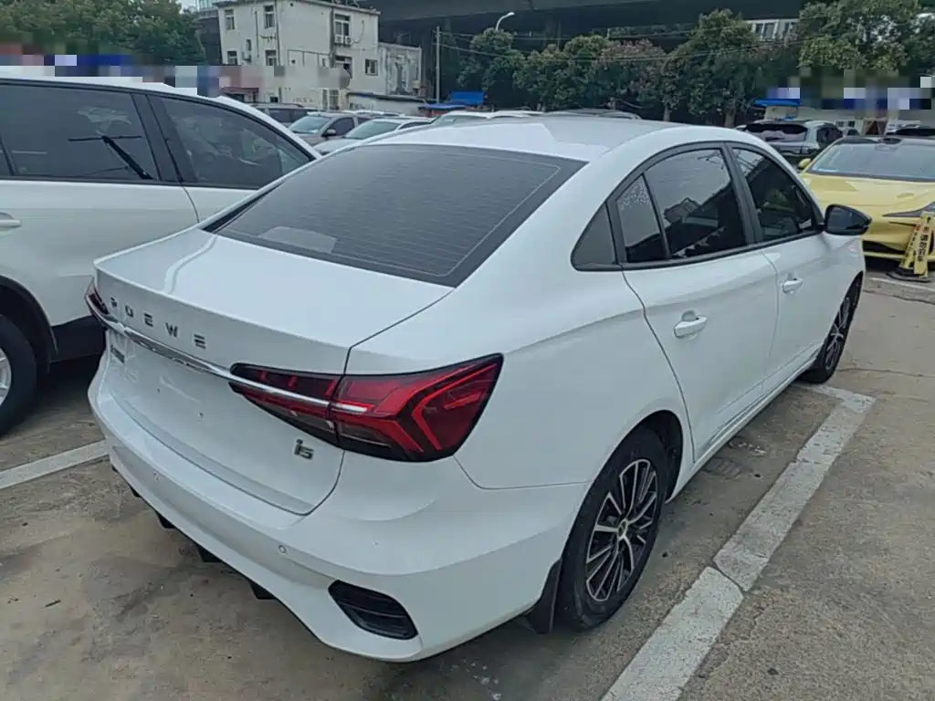Roewe i5 — фото 7