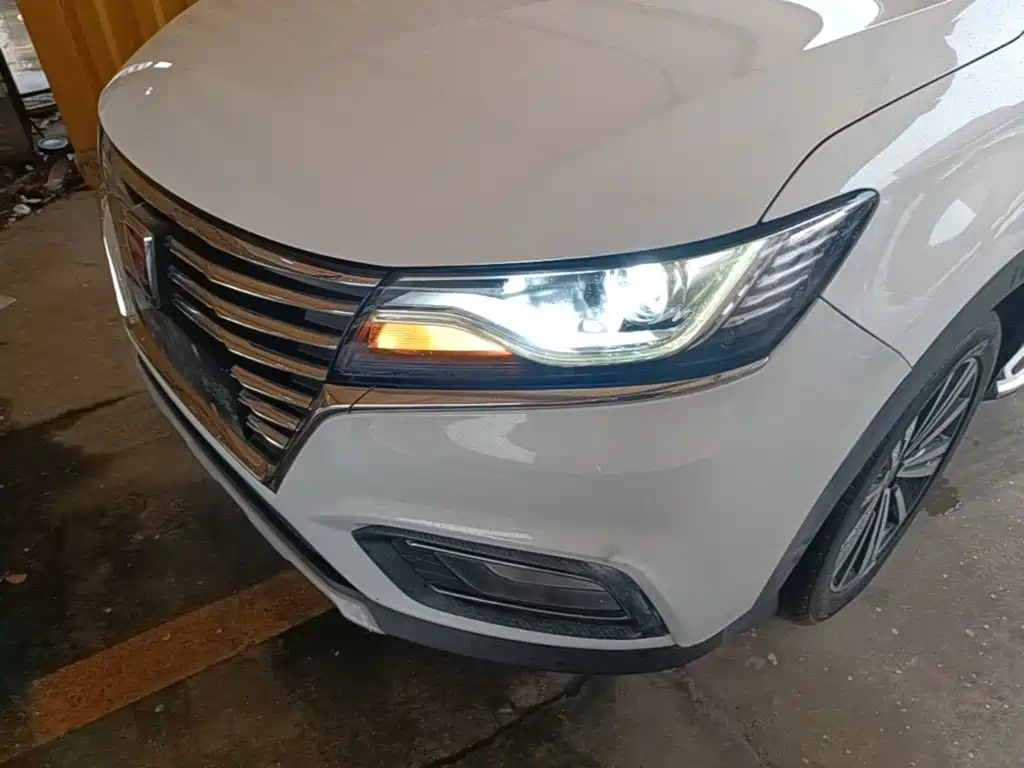 Roewe RX5 — фото 24