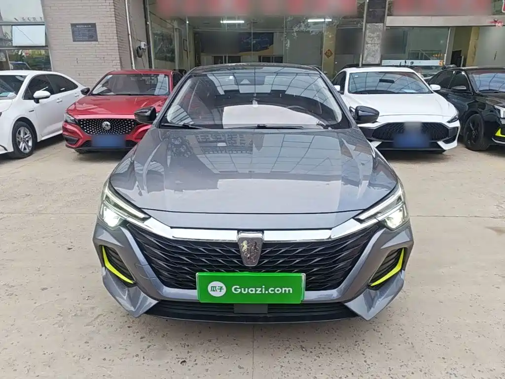 Roewe i6 MAX New Energy — фото 3
