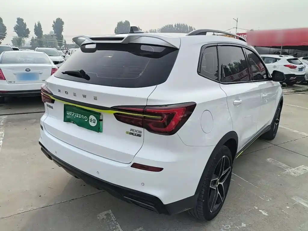 Roewe RX5 New Energy — фото 7