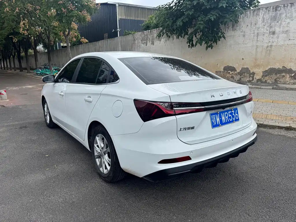 Roewe i5 — фото 4