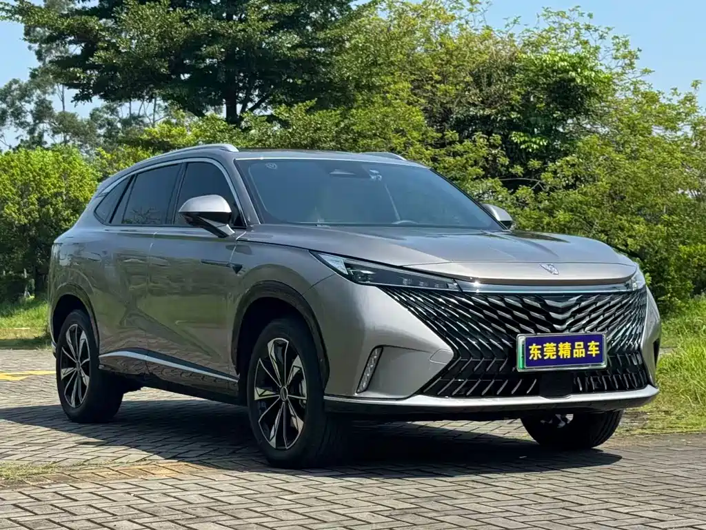 Roewe RX5 New Energy — фото 3
