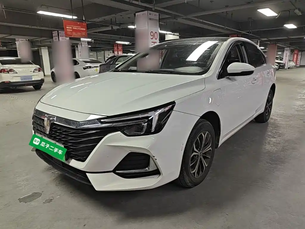 Roewe i6 MAX New Energy — фото 2