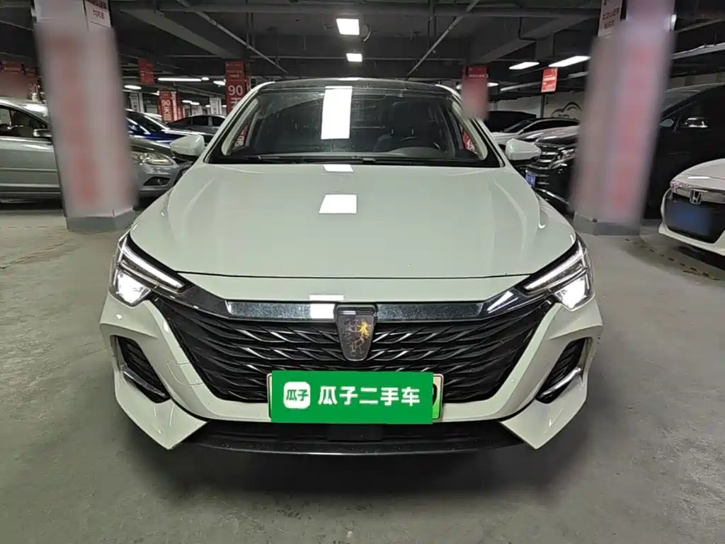 Roewe i6 MAX New Energy — фото 3