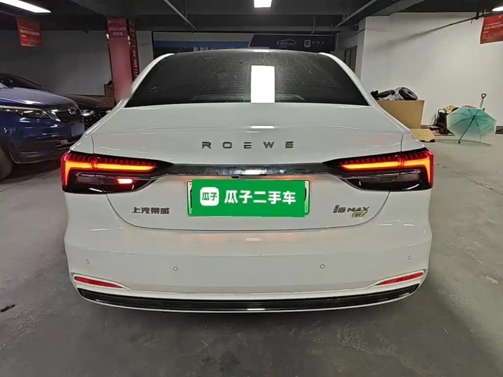 Roewe i6 MAX New Energy — фото 6