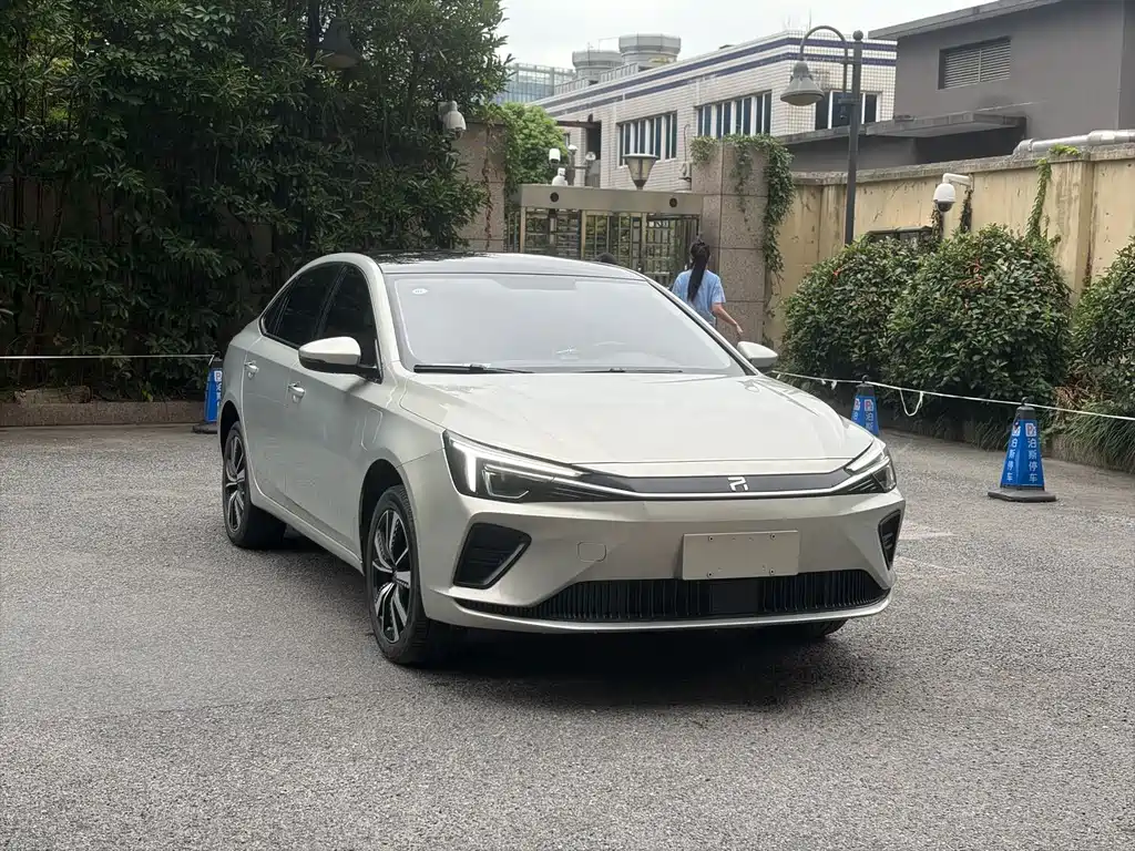 Roewe Feifan ER6 — фото 3