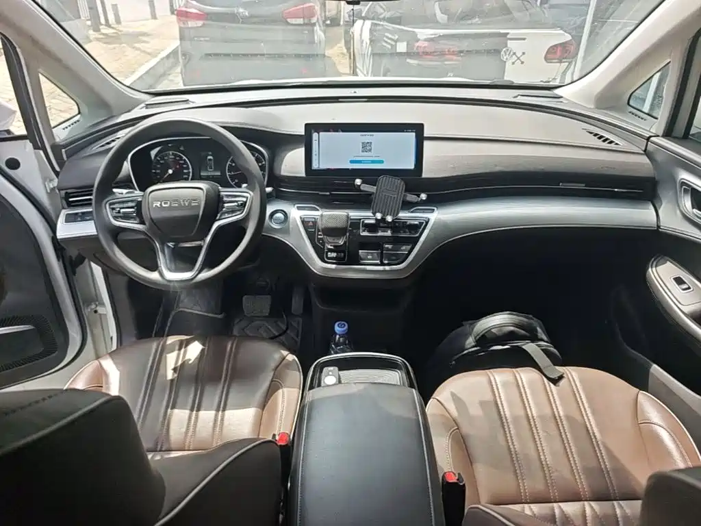 Roewe iMAX8 — фото 10