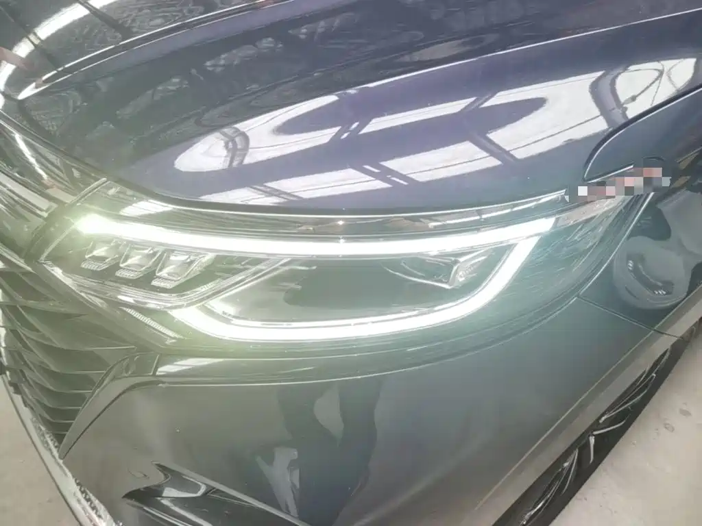 Roewe iMAX8 — фото 24