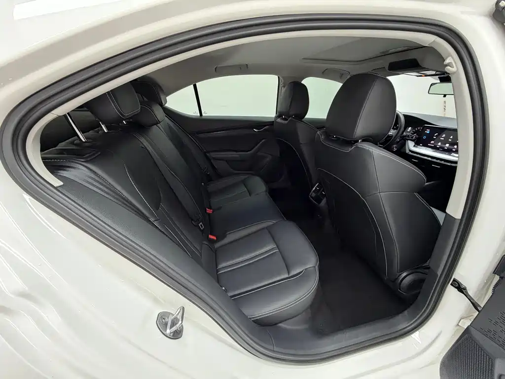 Skoda Octavia — фото 15