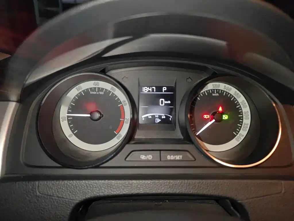 Skoda Rapid Spaceback — фото 4