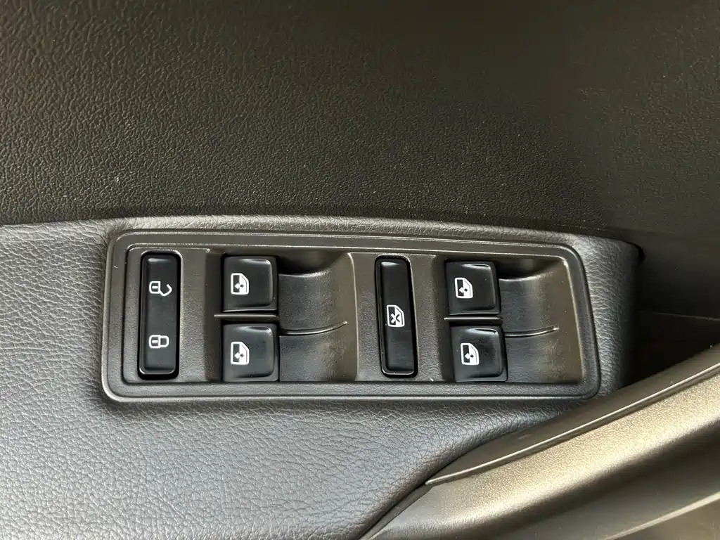 Skoda Rapid — фото 21